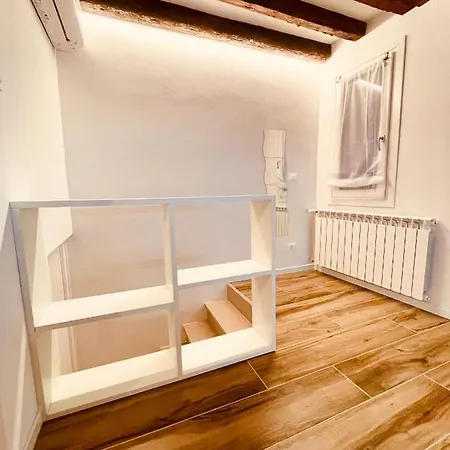 Primo Piano Apartament Wenecja