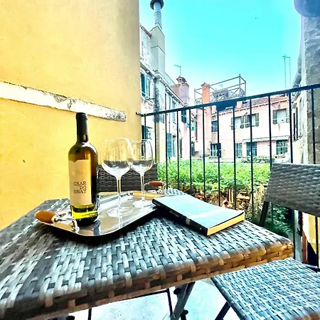 Primo Piano Apartament *